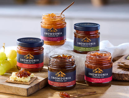 Snowdonia Rhubarb & Gin Chutney